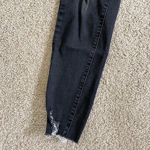 Distressed Black Button Closure Jeans - Picture 2 of 6